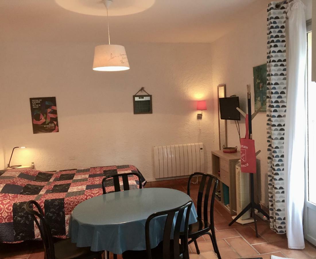 Les Volets Lavande Aubignan Bagian luar foto
